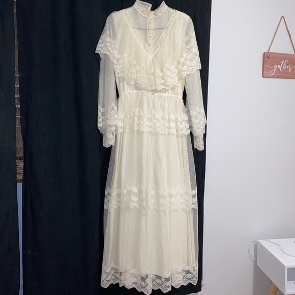Vintage Dresses & Skirts - ON HOLD